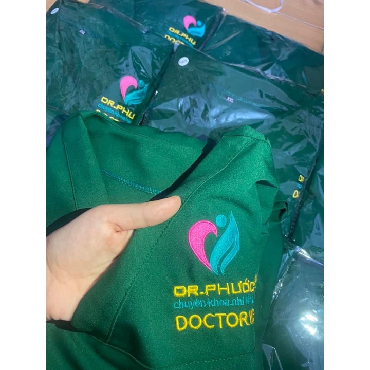 THÊU TÊN - THÊU LOGO LÊN ÁO BLOUSE THEO YÊU CẦU