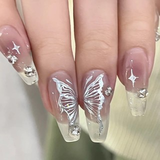 Miếng Dán Trang Trí Móng Tay Hình Bướm 3D Phản Quang Độc Đáo