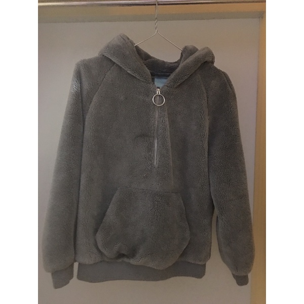 Pass, thanh lí áo hoodie