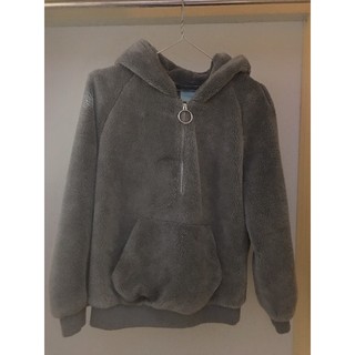 Pass, thanh lí áo hoodie