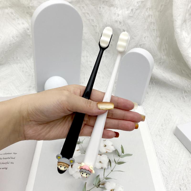 Bàn Chải Đánh Răng Lông Mềm Kháng Khuẩn Dễ Thương Cho Cặp Đôi