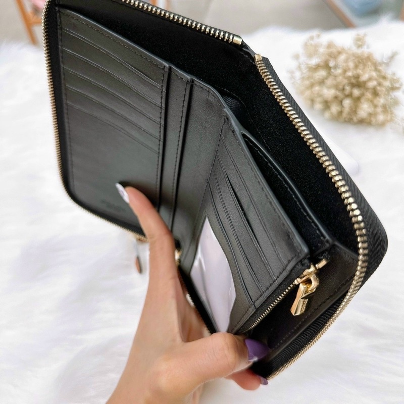 Ví Da Medium ID Zip Wallet With Diary