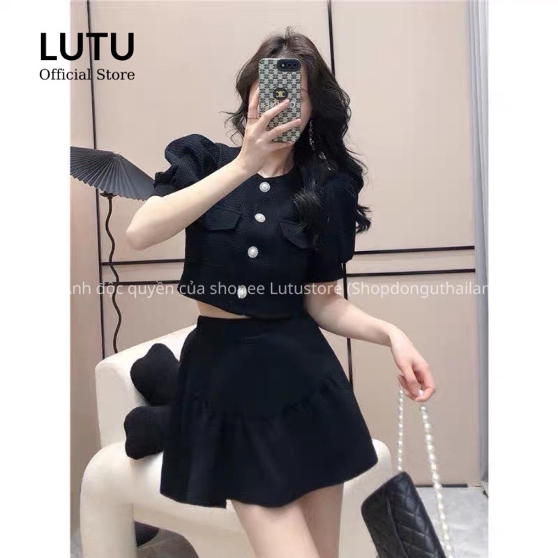 Set Áo Crotop Cúc Ngọc Chân Váy Xoè