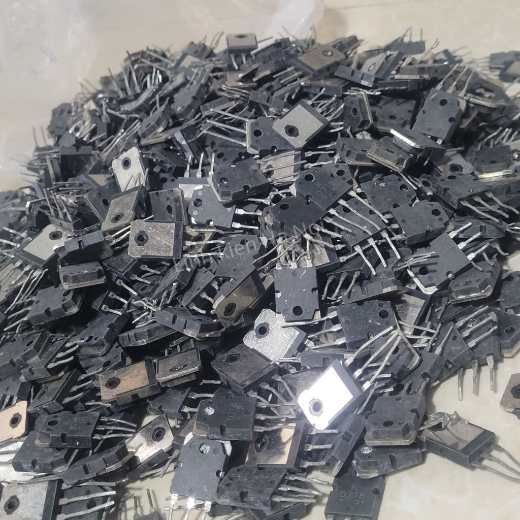 D718 và B688 transistor tháo máy hàng Trung Quốc
