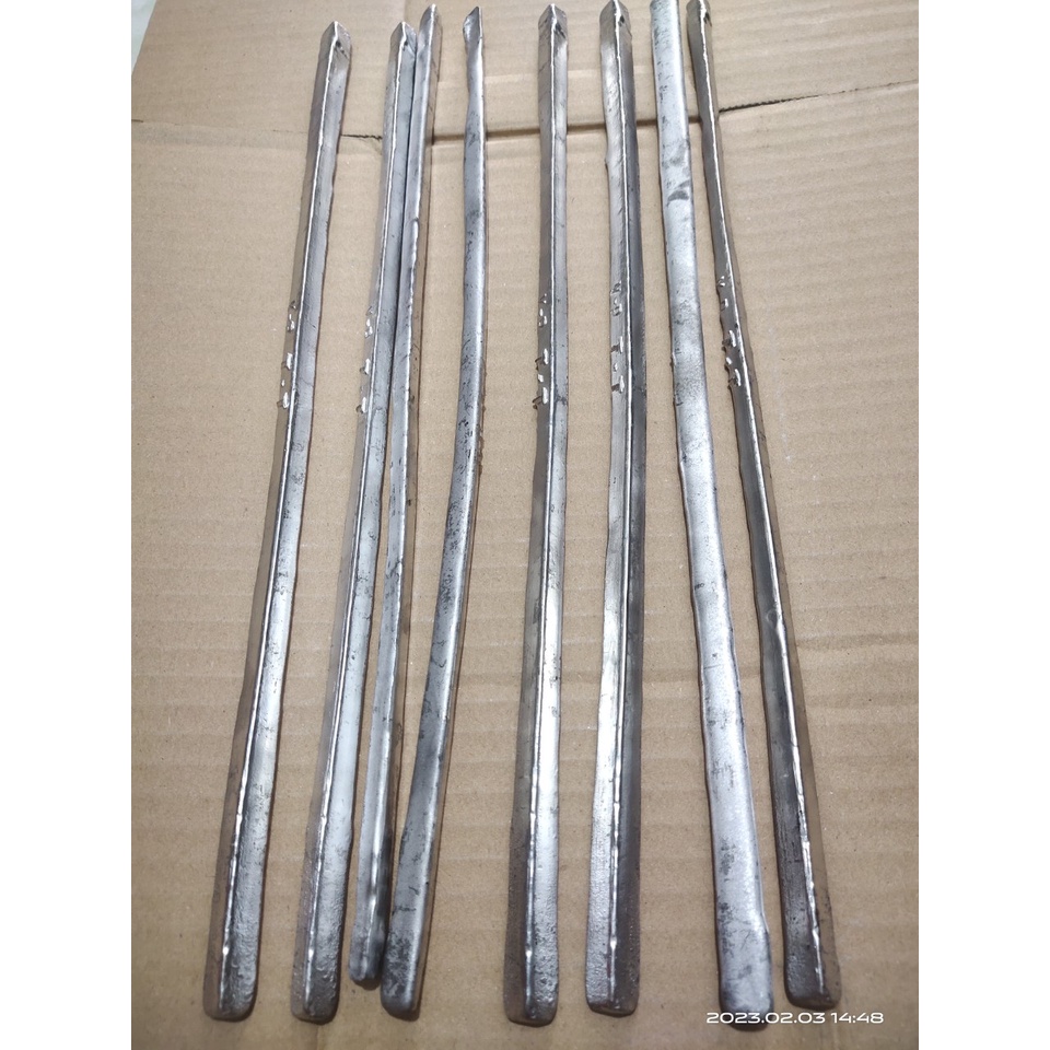 Cây chì hàn kim loại