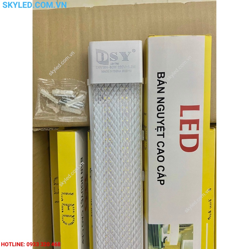 Đèn Led Bán Nguyệt 1m2 36W-60W Ánh Sáng Trắng