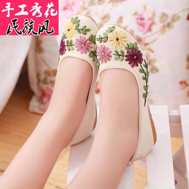 Giày Vải Cotton Lanh Mũi Vuông Thêu Họa Tiết Thổ Cẩm Dễ Thương Cho Nữ