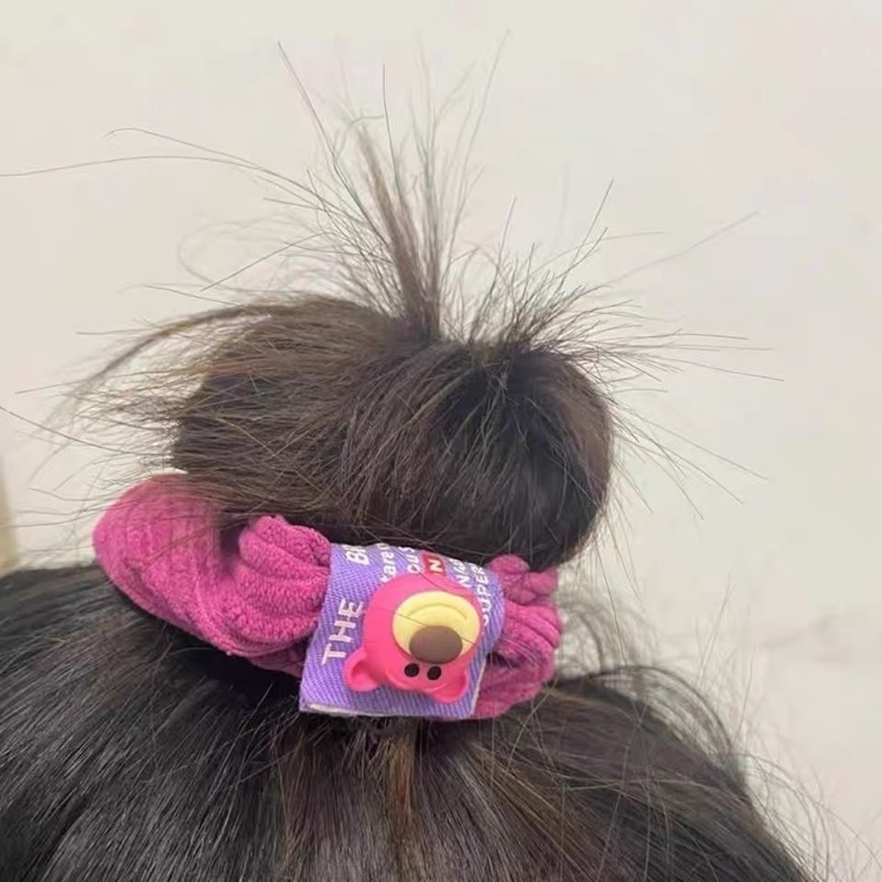 Cột tóc scrunchies hình gấu dâu tây lotso dễ thương cho nữ đẹp hottrend hàn quốc De Perier