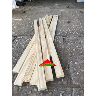 Thanh gỗ thông tuyển đẹp dài 150cm,rộng 4cm, dày 1.5cm làm thanh ngang, khung sườn,khung tranh,vạt giường,trang trí