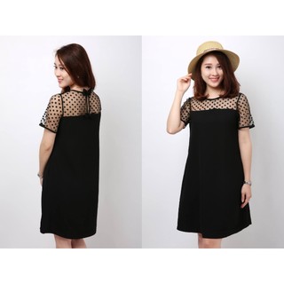 Váy bầu đen cổ ren chấm bi thời trang