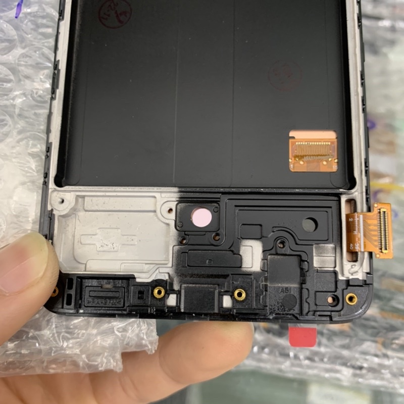 Màn hình SAMSUNG A51   2 ic nguyên khung