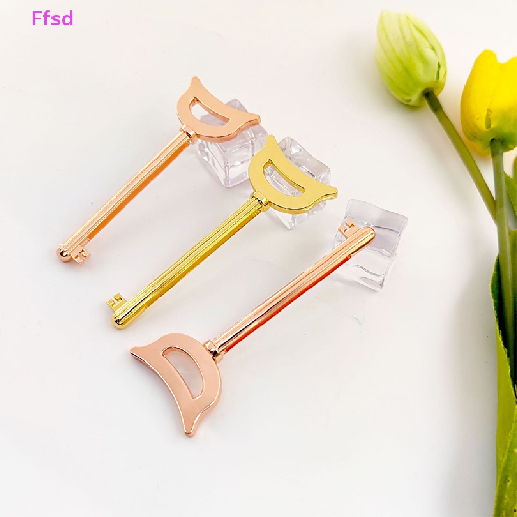 1 Dụng Cụ Nặn Kem Đánh Răng Bằng Thép Không Gỉ