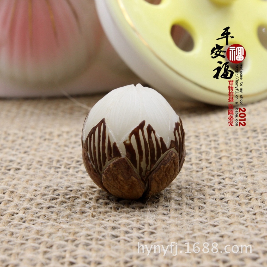 Chuỗi Hạt Bồ Đề Màu Trắng Hình Hoa Sen / Ngôi Sao / Mặt Trăng