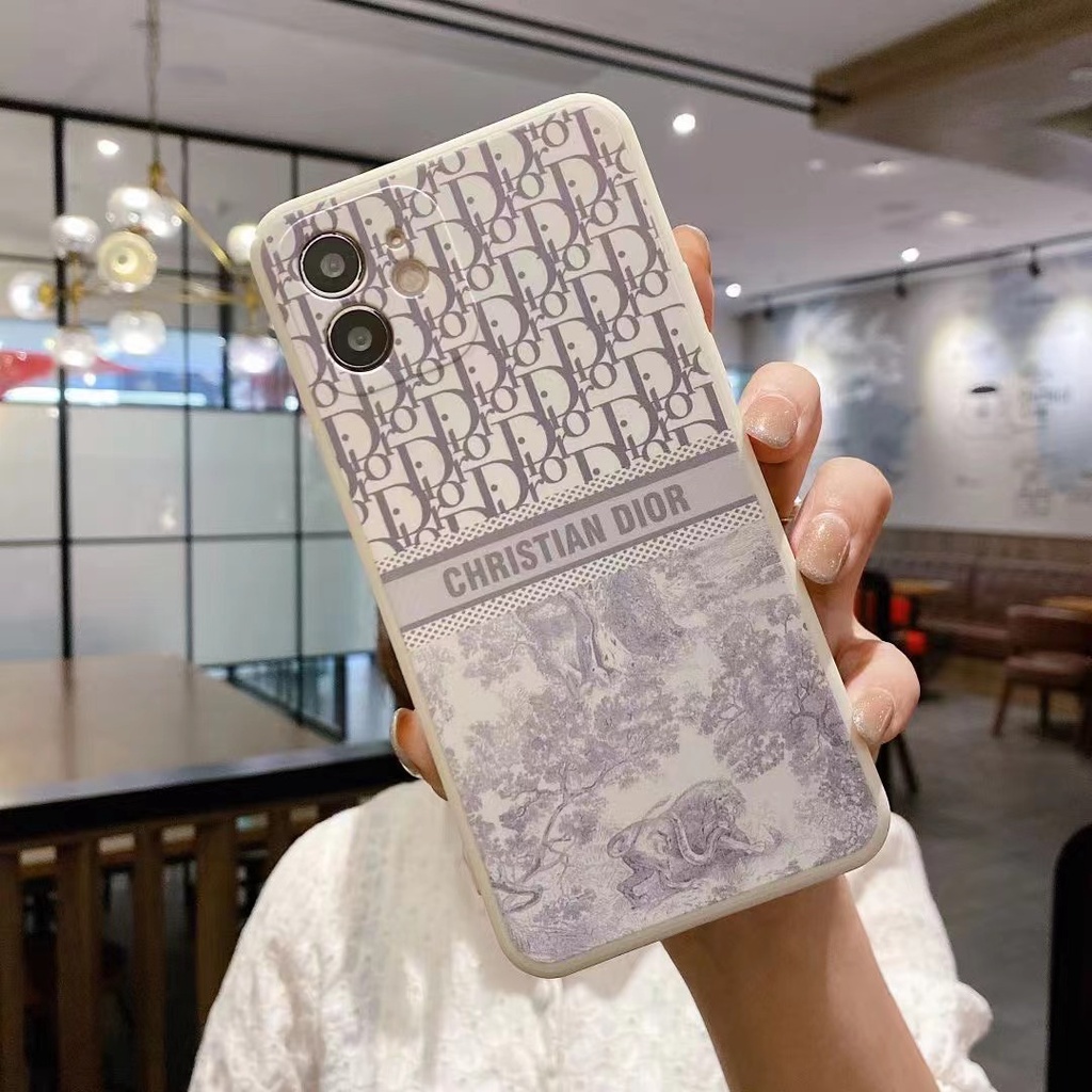 Ốp lưng Realme 5 5i 5S 6i U1 2 Pro C2 2 5 Pro 6 Pro 6 Realme 6S C11 2020 C15 C12 C25 C25S 7 4G 7i C17 X7 8 4G 8 Pro 7 5G Vỏ điện thoại bằng silicon kiểu châu Âu và châu Âu 90 °