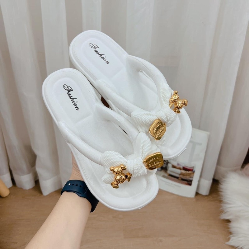 DÉP TÔNG NỮ ĐÍNH HOẠ TIẾT GẤU