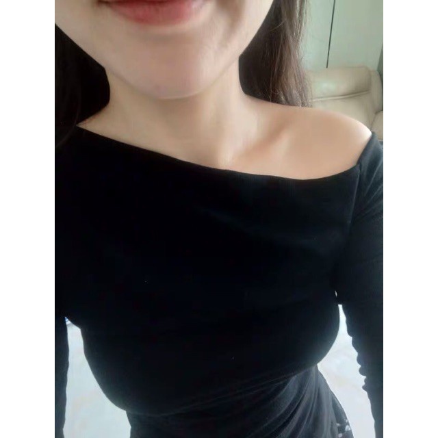 Áo len tăm lệch vai Ulzzang