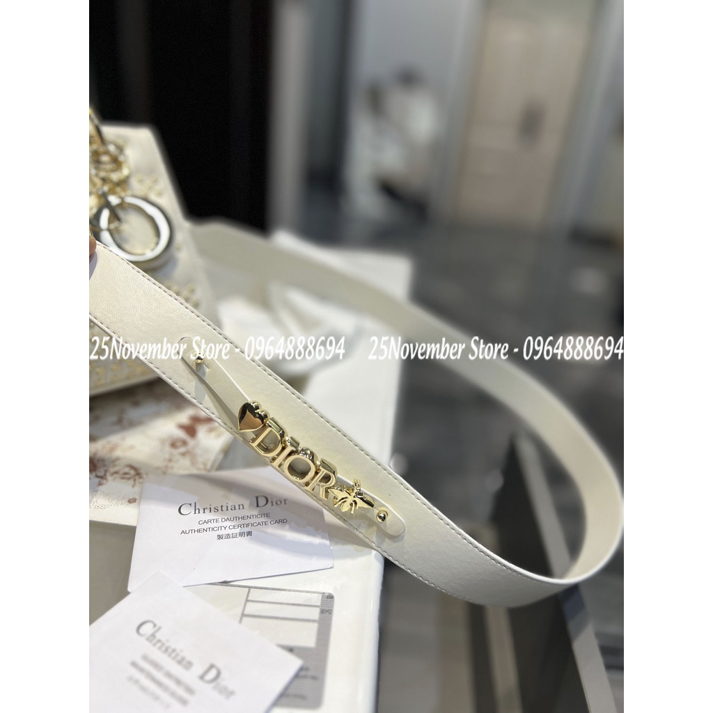 Túi xách Di.or la.dy lucky đính cham sao, size 17cmm, mùa: đen - trắng