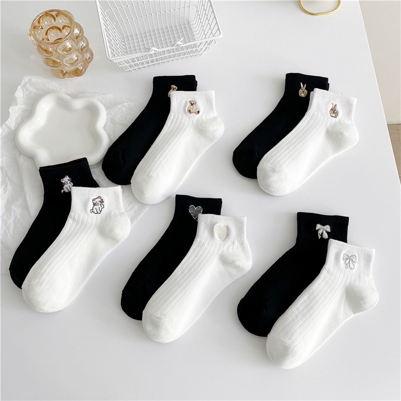 Đôi Vớ Cotton Thêu HìNh Chú MèO Dễ Thương Cho Nữ