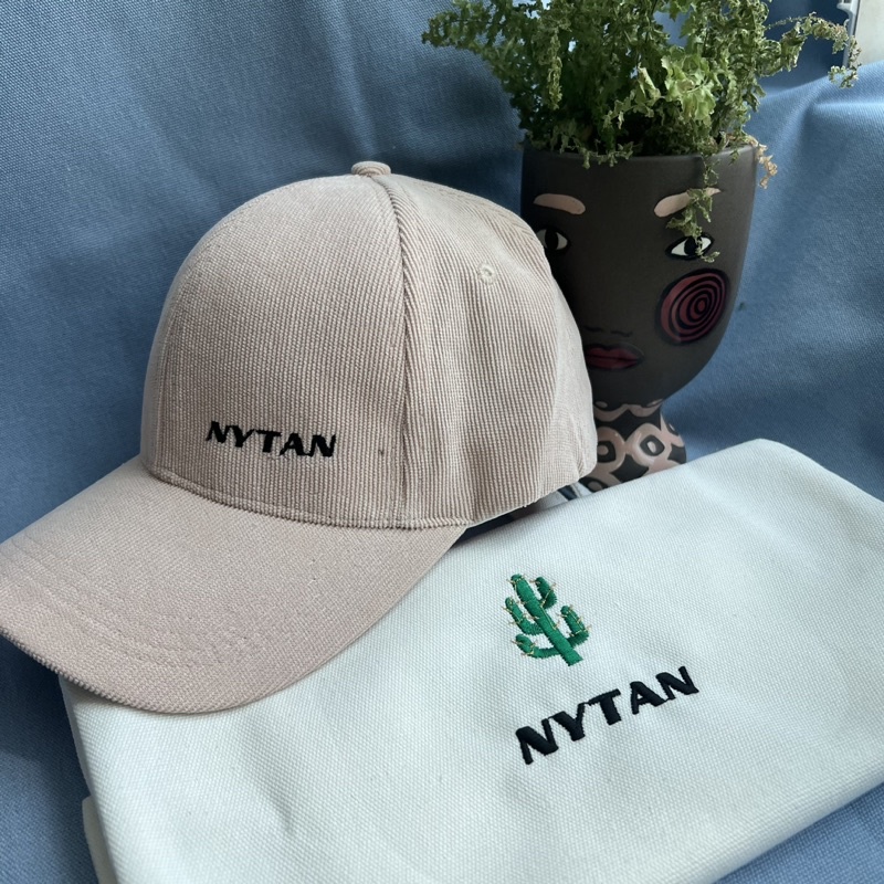 Mũ lưỡi trai unisex thêu tên và chữ ký theo yêu cầu chất vải nhung mịn đẹp