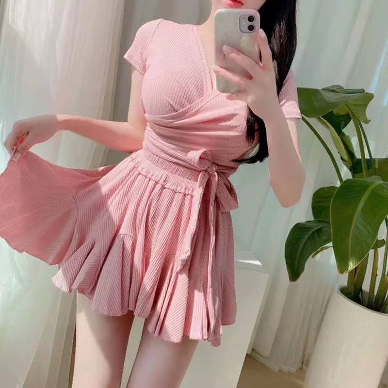 Bộ Đồ Bơi Váy Xẻ Tà Lưng Cao Nổi Bật Phong Cách Mới 2023 Cho Nữ Sinh