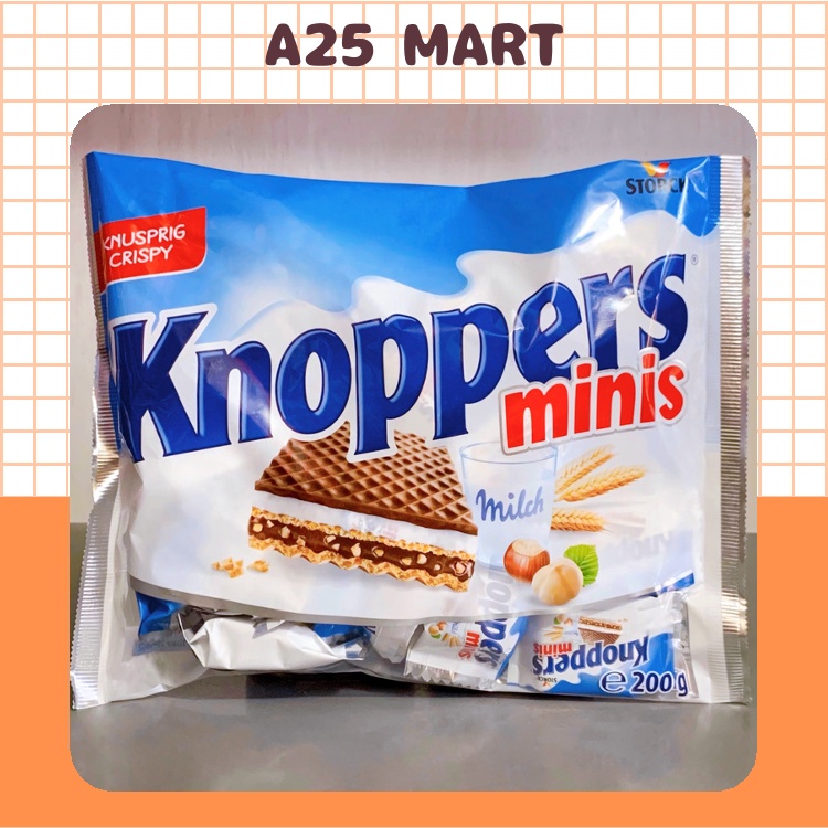 Bánh Xốp Kẹp Socola Hạt Dẻ Knoppers Minis Đức Gói 200g