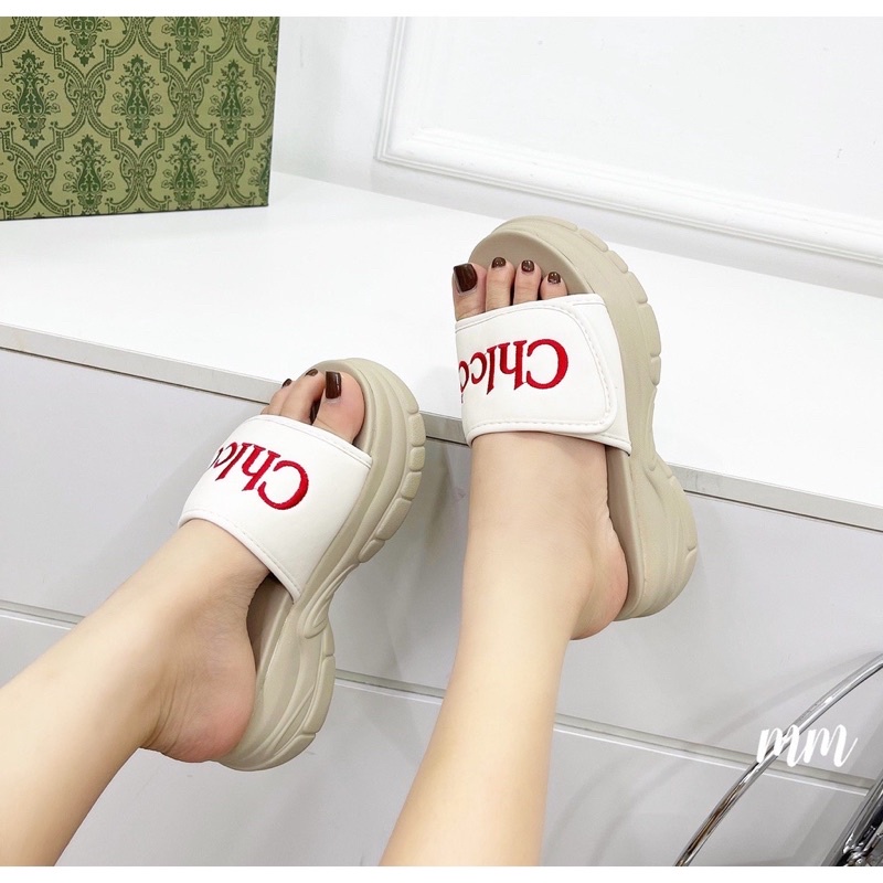 Dép đế xuồng chữ thêu CHLCC đế nhẹ cao 5cm hàng quảng châu full hộp
