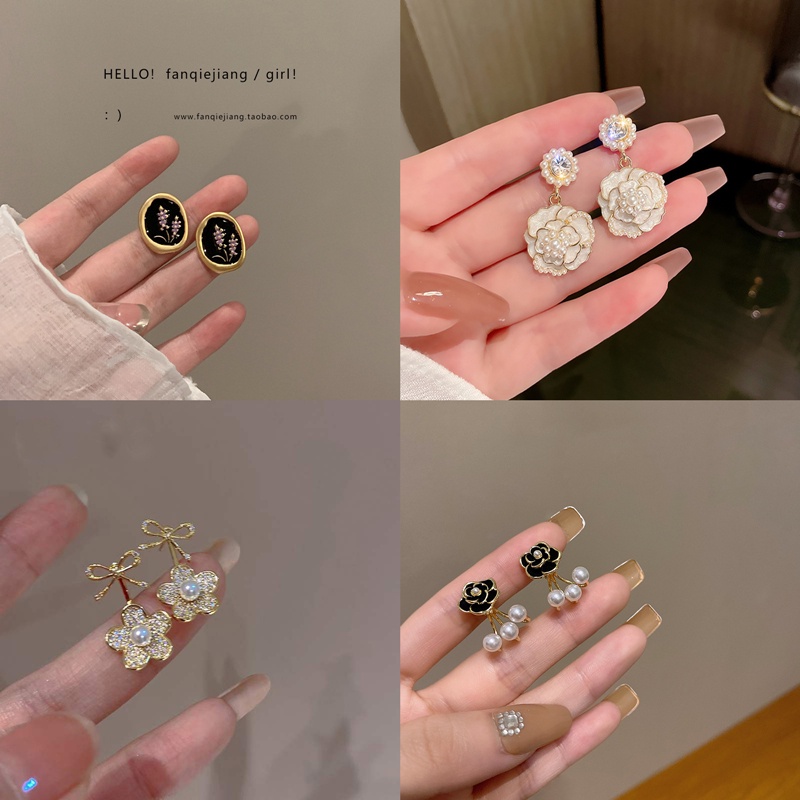 Bông Tai Mạ Bạc 925 Hình Hoa / Bướm Đính Ngọc Trai Phong Cách Hàn Quốc Thanh Lịch Cho Nữ