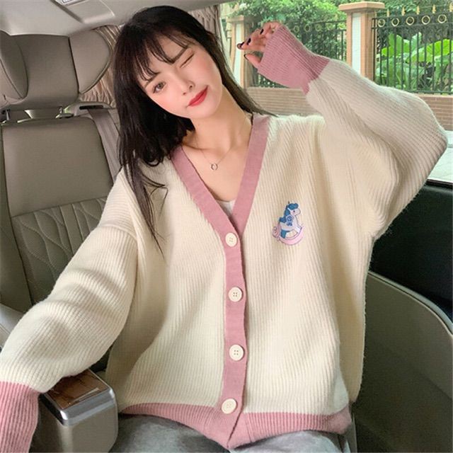 [ORDER] Áo khoác len cardigan trắng sọc hồng 045 - Quảng Châu