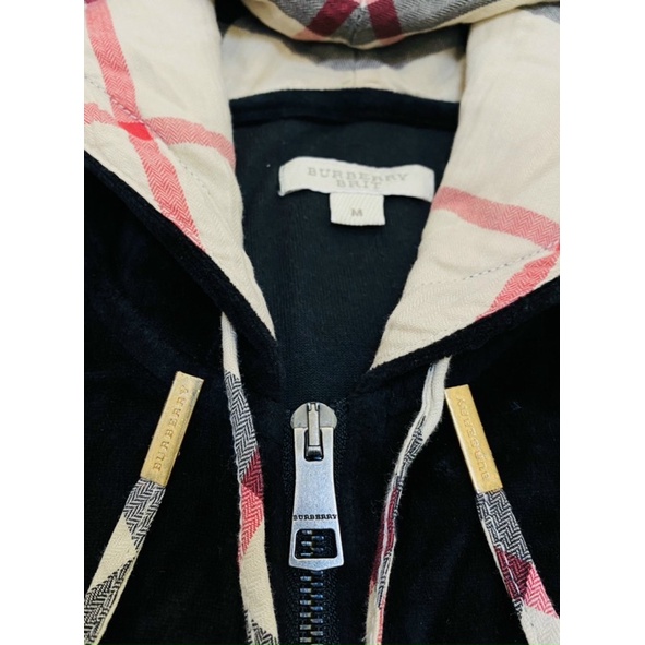 •Áo khoác nữ chính hãng hiệu Burberry nữ màu đen nhung phối kẻ•