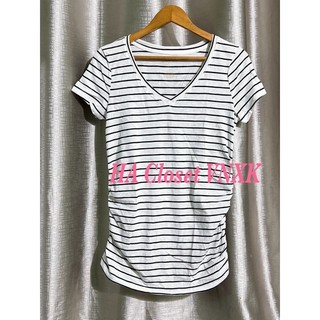 Sale-Áo Thun Cổ Tim Basic Nữ Xuất Dư