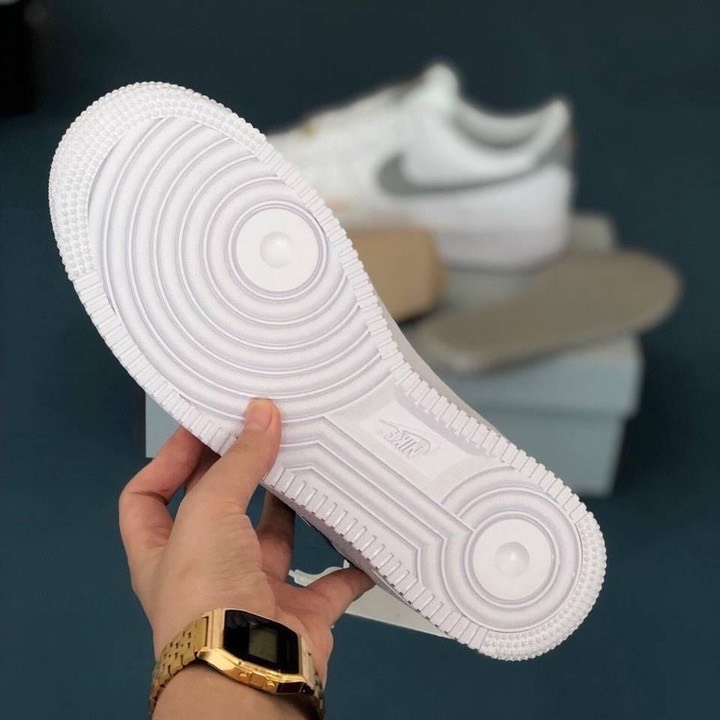 Giày Nike_AF1 Nam Nữ Thể Thao, Giày Nike_Air Force 1 Xám Thêu Vàng Thời Trang Hàng Đẹp Full Box