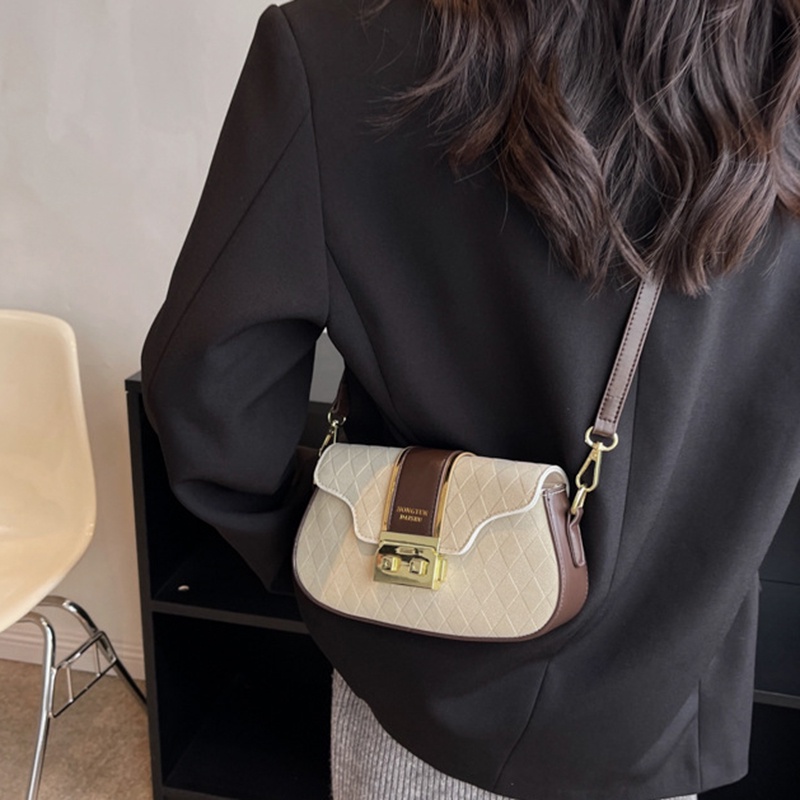 Ielgy Túi Đeo Chéo Hình Vuông Nhỏ Màu Trơn Phong Cách Nước Ngoài Tinh Tế Dễ Phối Đồ Cho Nữ