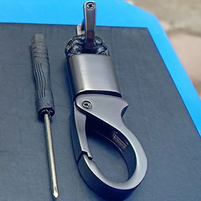 Móc Khóa ô tô, Xe Máy Titan,Tinh Tế Bền Chắc, tặng kèm 1 tua vít.