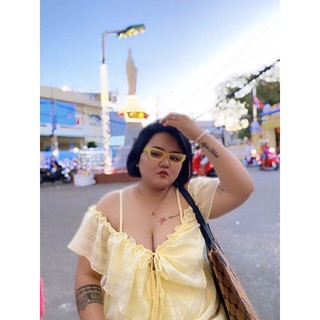đầm trễ vai