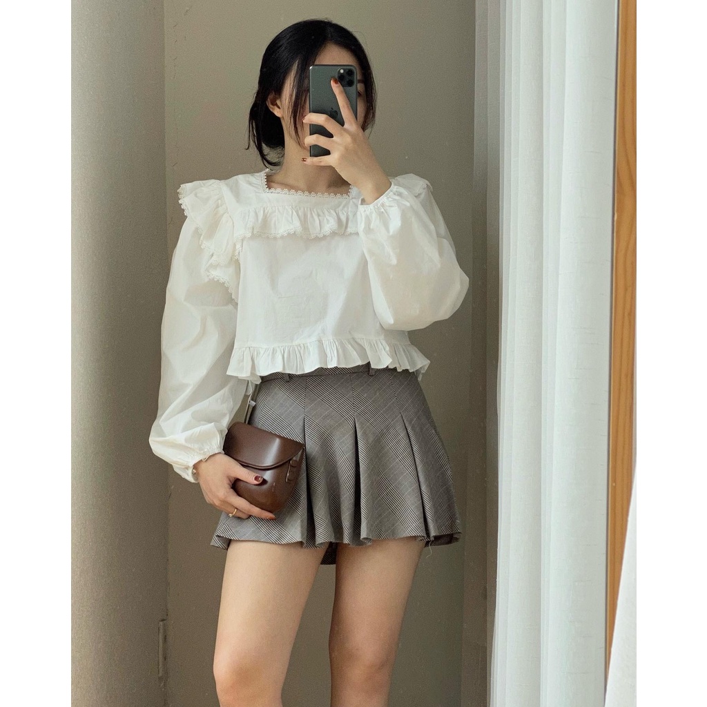 ÁO CROP CỔ VUÔNG REN BÈO_AV1515