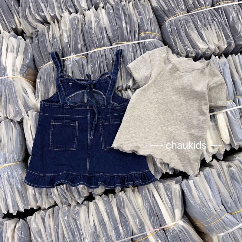 Set yếm bò + áo tăm xám cho bé gái