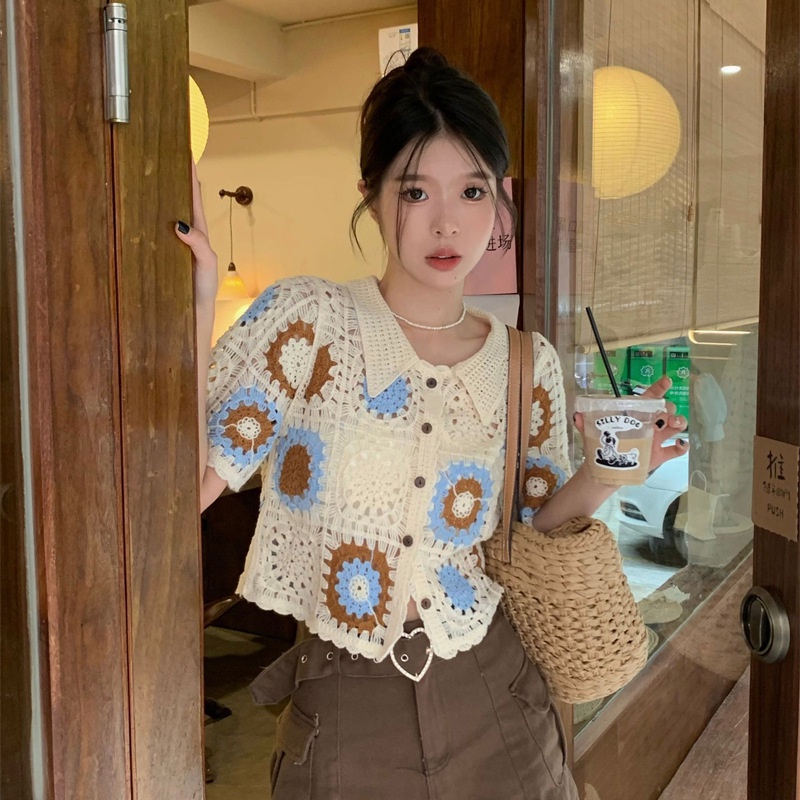 Áo hoa ren croptop , POLO cổ bẻ phong cách hàn quốc AH10