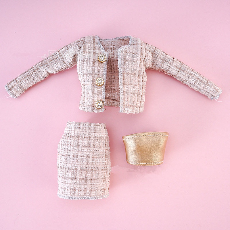 Áo Khoác Và Váy Cho Búp Bê 30CM Mới