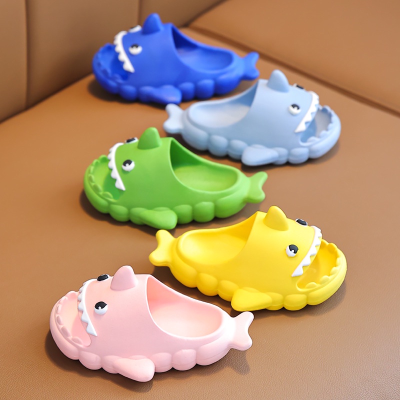Dép Sandal Chống Trượt Hình Cá Mập Hoạt Hình Đáng Yêu Cho Trẻ Em
