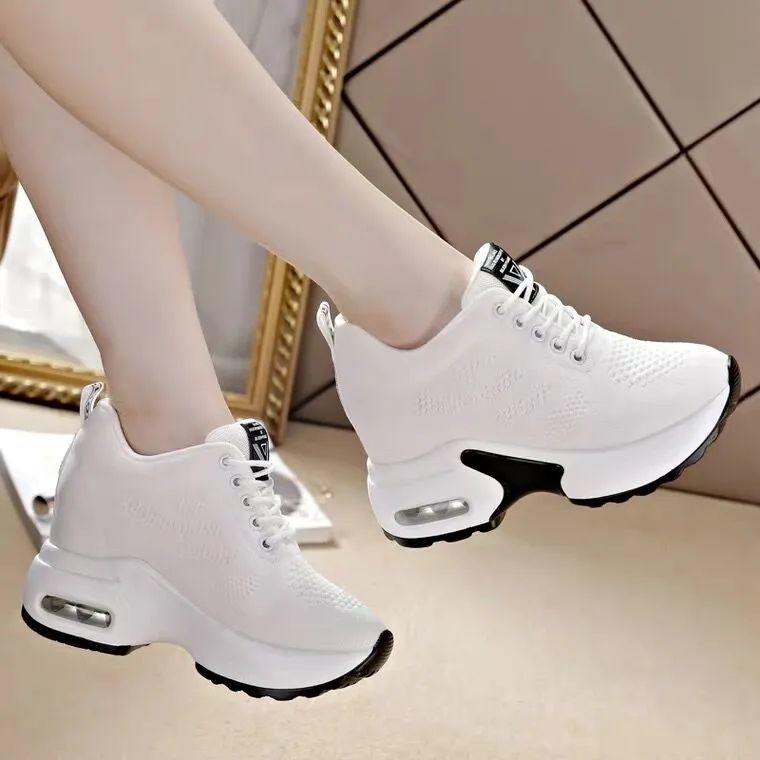 Giày Thể Thao Nữ Thoáng Khí Thời Trang Mới 2023