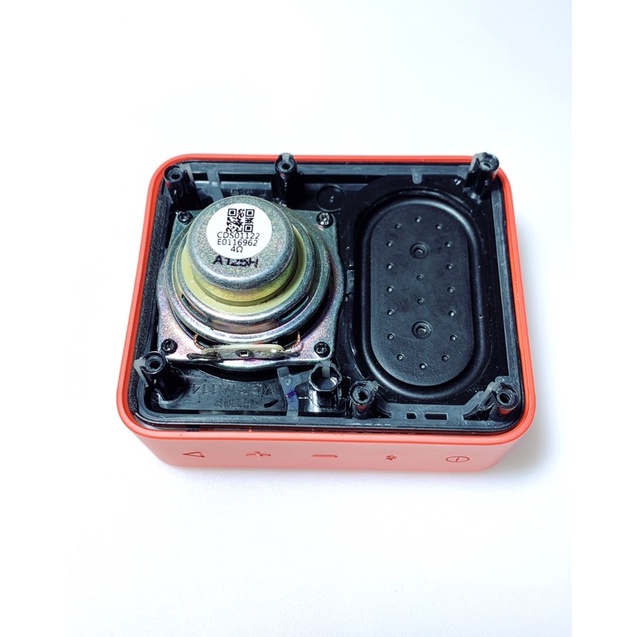 Màng loa cộng hưởng âm bass JBL Go2 side 37x60mm từ chất liệu cao su cao cấp đàn hồi linh hoạt làm tăng âm bass sâu mềm