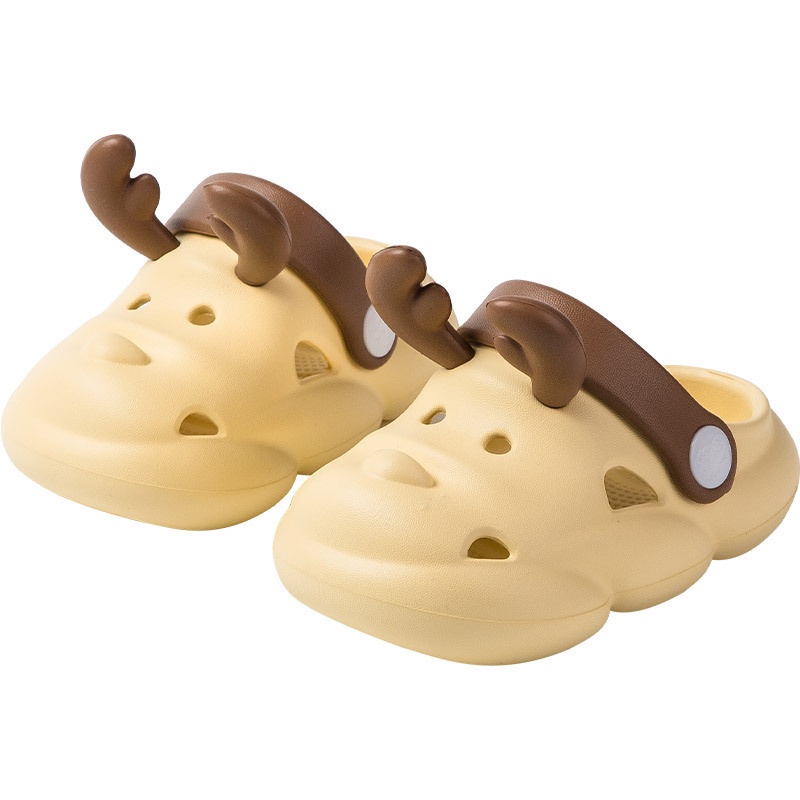 Dép Sandal Đục Lỗ Hoạ Tiết Nai Dễ Thương Xinh Xắn Dành Cho Bé Pine270