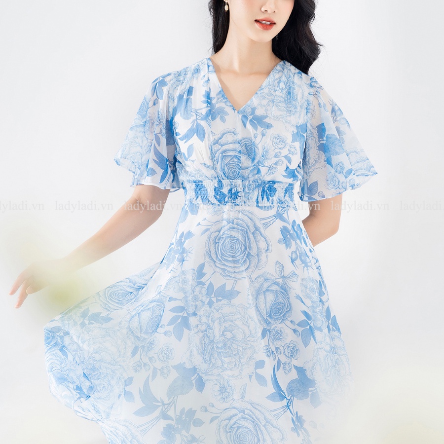 Váy hoa nhí dáng dài LADI cổ v nhún eo chất tơ nhẹ, có lớp lót habutai thoáng mát NDA02