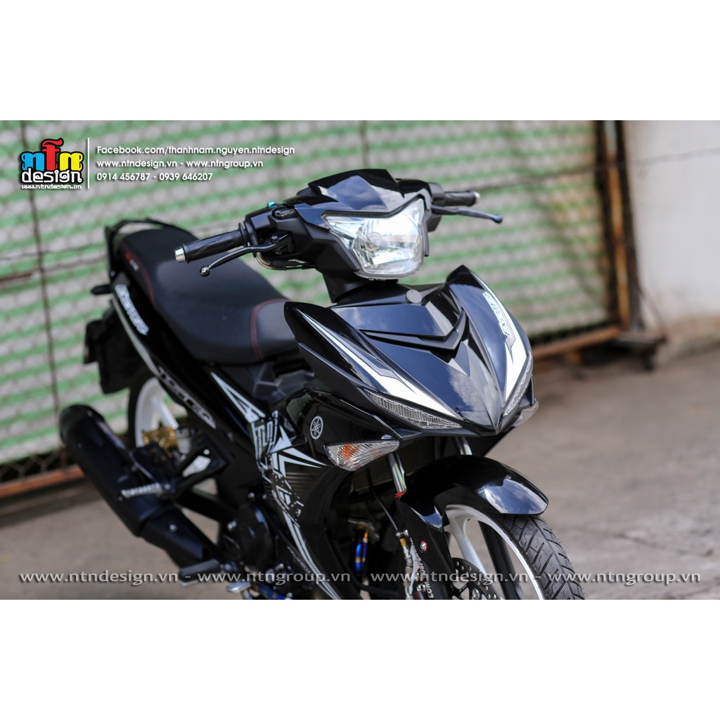 Tem rời mẫu Chữ Ex sọc trắng cho Exciter 150 đen bóng