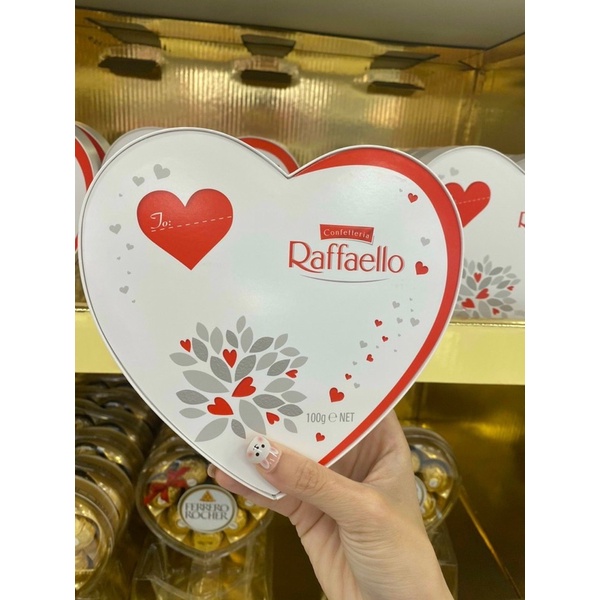 Socola Trắng Raffaello Bọc Dừa Hộp Trái Tim 100gram