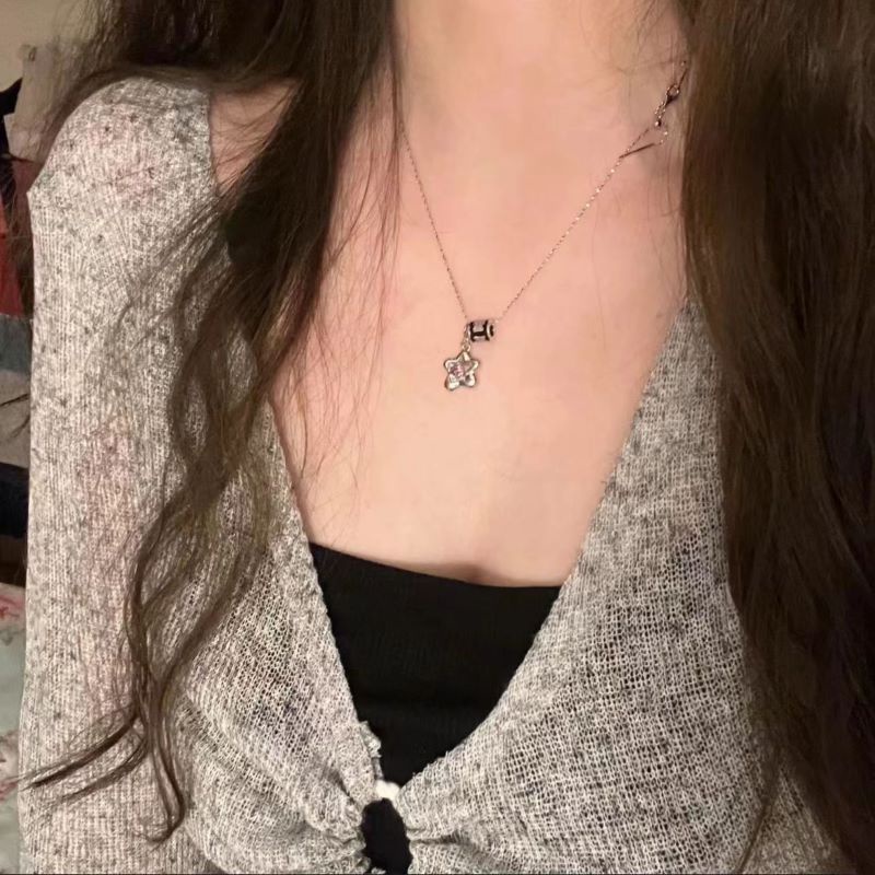 Vòng cổ Hợp Kim Mặt Hình Ngôi Sao / Bông Hoa Đính Đá Thời Trang