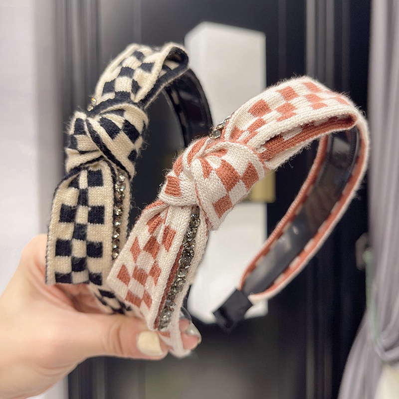 Băng Đô Cài Tóc Phủ Lông Họa Tiết Chấm Bi Thời Trang Thu Đông