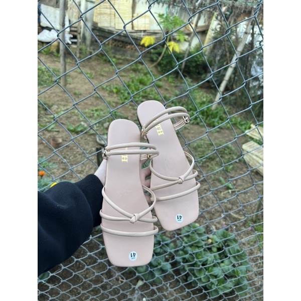 Sandal dép mang đưỡc 2 kiểu coa big size 35-45