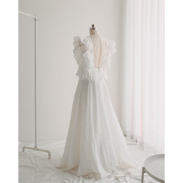 POXI - Đầm cưới cánh tiên cách điệu, tùng váy xoè đuôi cá - Size S