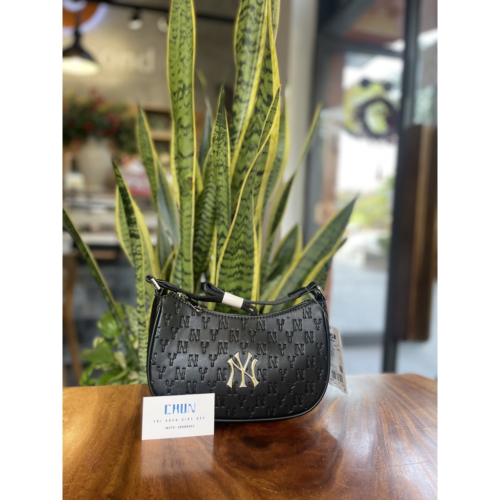 Túi MLB Kẹp Nách Da Monogram Neyork Yankee